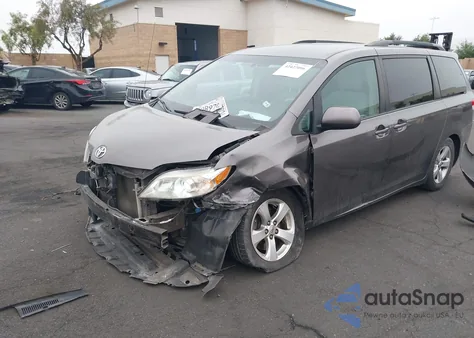 2013 Toyota Sienna Le V6 8 Passenger из США, поврежденный, VIN 5TDKK3DC7DS321903